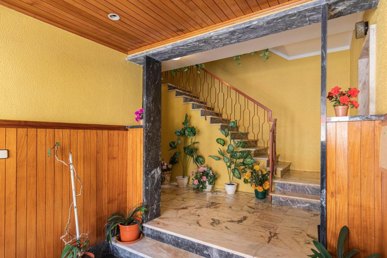 Lovelystay - Sintra Mountain View Luaran gambar